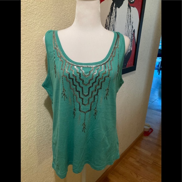 Top size XL - Picture 1 of 5